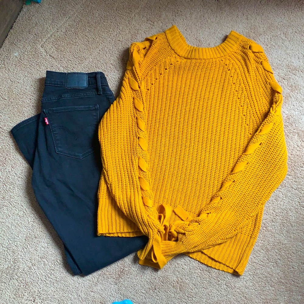 Mustard yellow Knit sweater